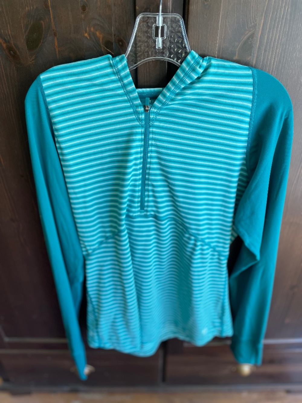 Mountain Hardware Stretch Pullover Zip Front tripped Hoodie - Women's XL